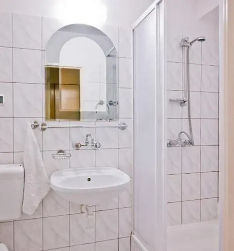 Biala Gwiazda Hotel *